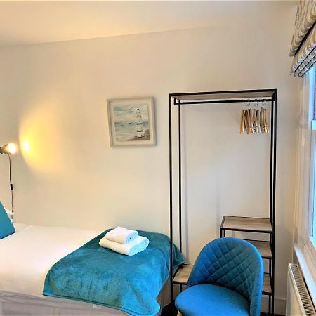 Riverside Channel5 "Holidays Homes In The Sun" Featured Central Canterbury Cottage With Free Parking Zewnętrze zdjęcie