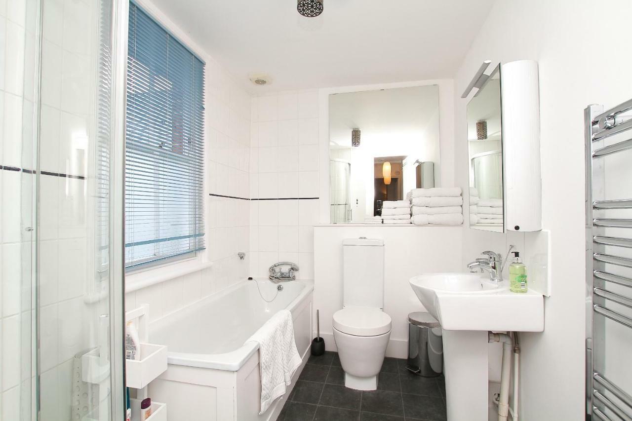 Riverside Channel5 "Holidays Homes In The Sun" Featured Central Canterbury Cottage With Free Parking Zewnętrze zdjęcie